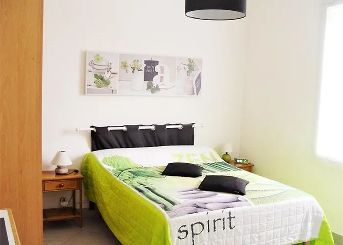De 3 Pieces, 6-8 Couchages, 2 Terrasses, Parking Prive - Avenue De La Mediterranee - Fr-1-326-479 Marseillan (Herault)