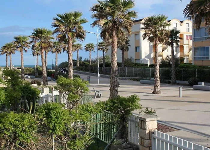 De 3 Pieces, 6-8 Couchages, 2 Terrasses, Parking Prive - Avenue De La Mediterranee - Fr-1-326-479 * Marseillan (Herault)